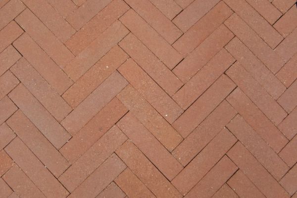 Pavé rouge-pose-chevron.jpg