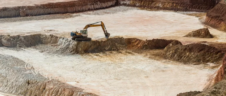 clay for refractory products